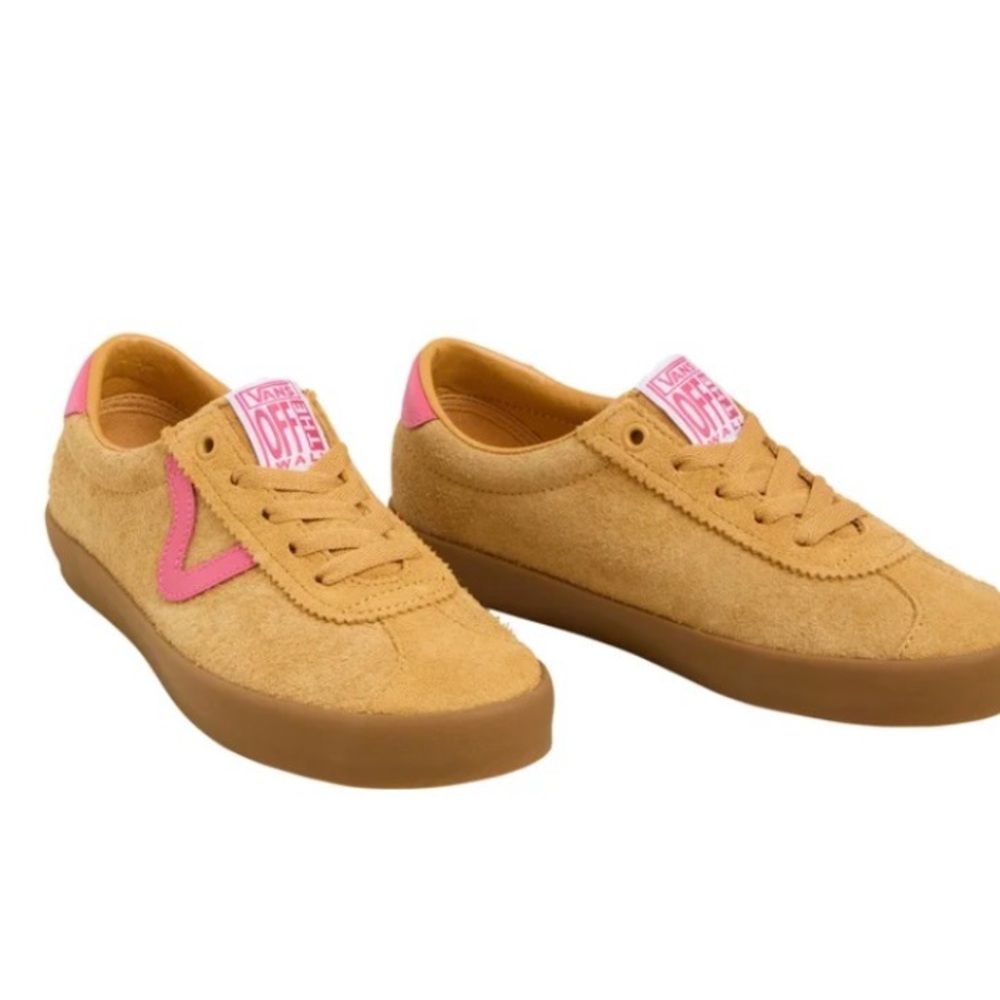 Vans Sneakers in Tan and Pink